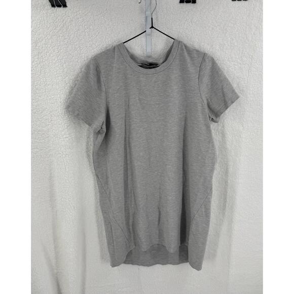 Under Armour Gray Short Sleeve‎ Crew Neck T-Shirt  CoverUp Size Medium - Picture 1 of 8